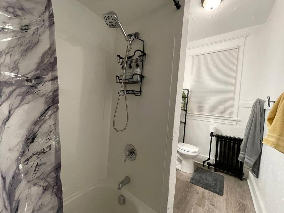 Lovely 2Br W Office Space - King Bed & Alexa Apartment Pittsburgh Luaran gambar