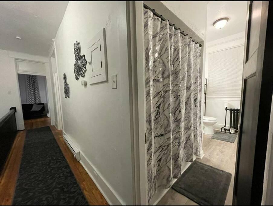 Lovely 2Br W Office Space - King Bed & Alexa Apartment Pittsburgh Luaran gambar